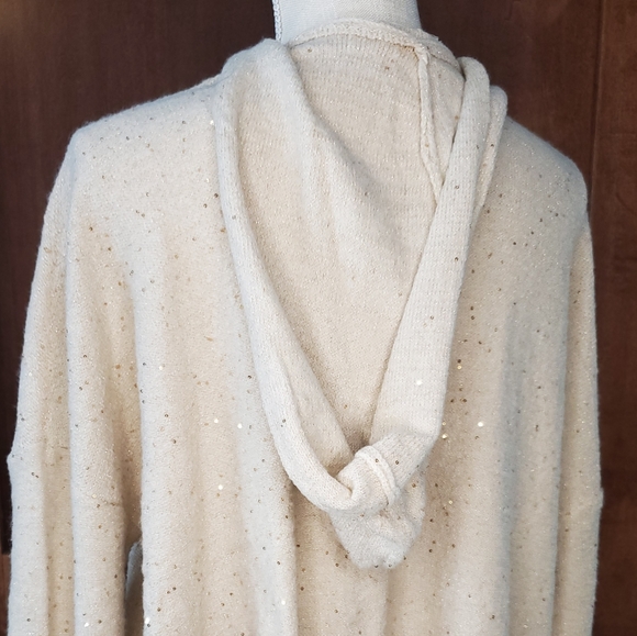 2 left! NWT Elan Born to Shine Sparkle Hood Sequin Sweater - Picture 8 of 8
